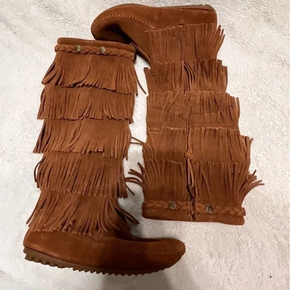 MINNETONKA Moccasins 1652 Women's 5 Layers Fringes Brown Suede Boots 6 - Picture 4 of 16